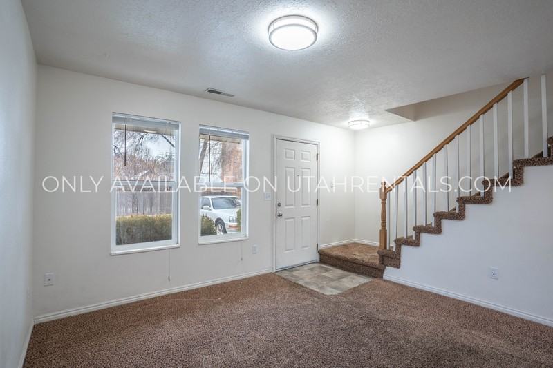 66 Sw - Photo 4 of 14