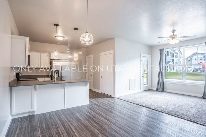 71 W Silver Springs Dr - Photo 3 of 30
