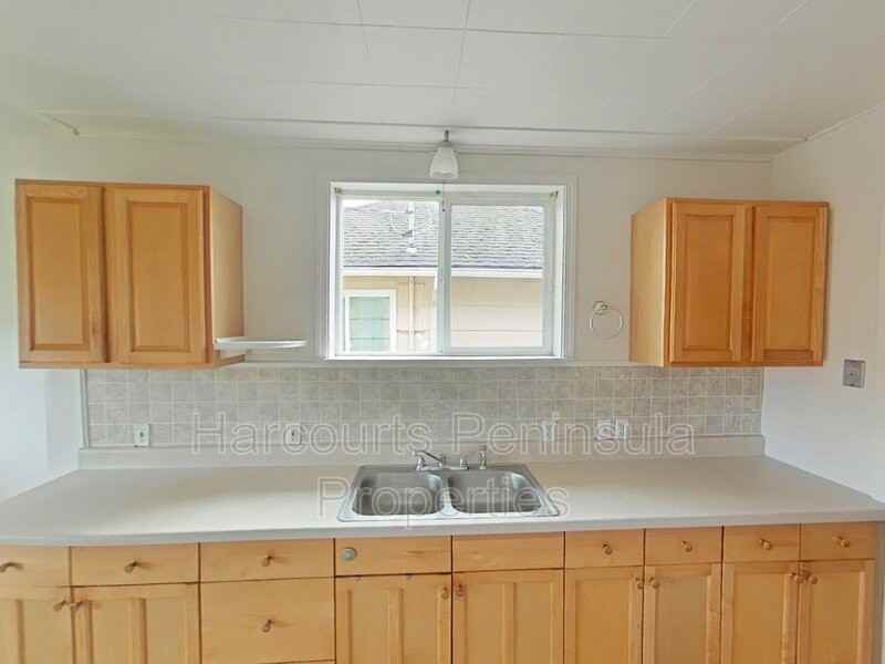 1321 Elizabeth Ave - Photo 6 of 22