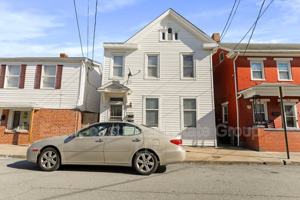 featured image of 721 2nd St