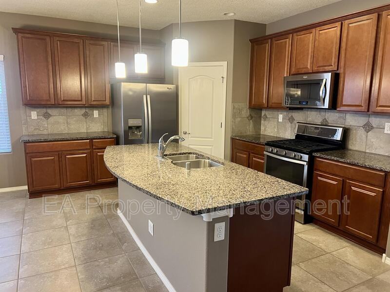 9520 Andesite Dr Nw - Photo 4 of 15