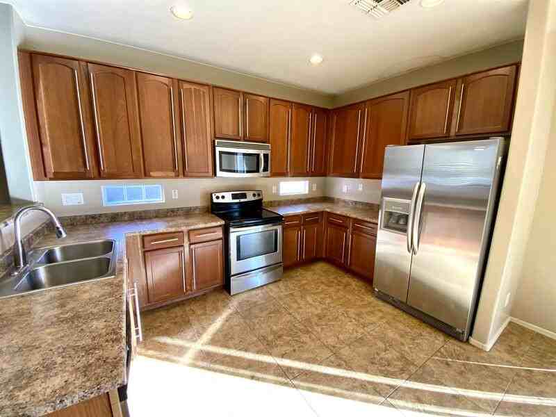 17401 N Costa Brava Ave - Photo 3 of 15