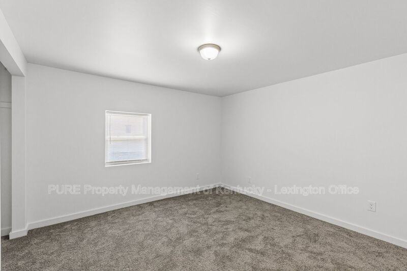 725 E College St - Photo 6 of 17