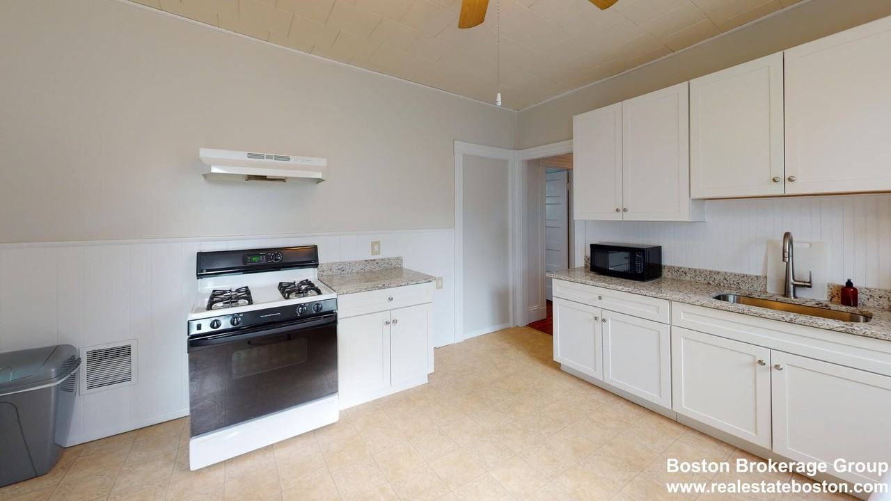 30 Roseclair St #3 - Photo 2 of 21