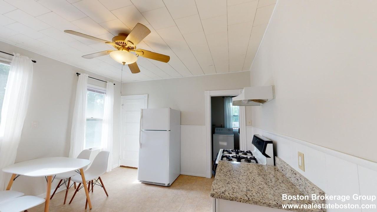 30 Roseclair St #3 - Photo 5 of 21