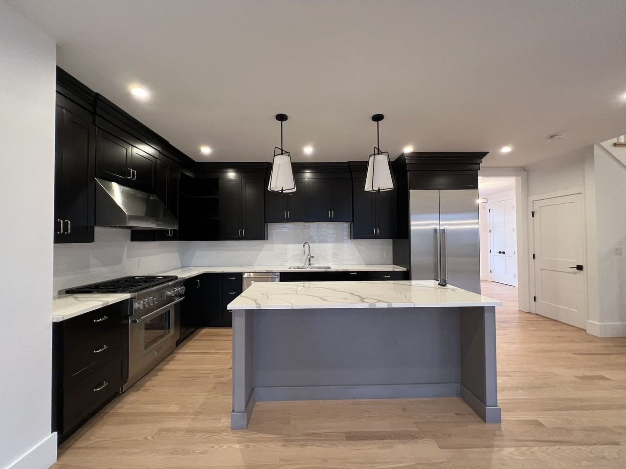 26 Wetherell St #26 - Photo 2 of 22