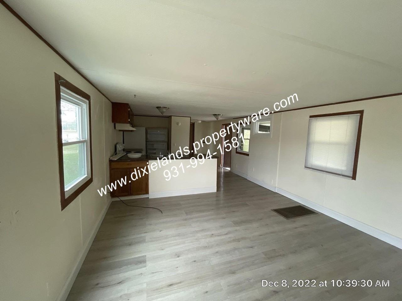 672 W Main St - Photo 6 of 15