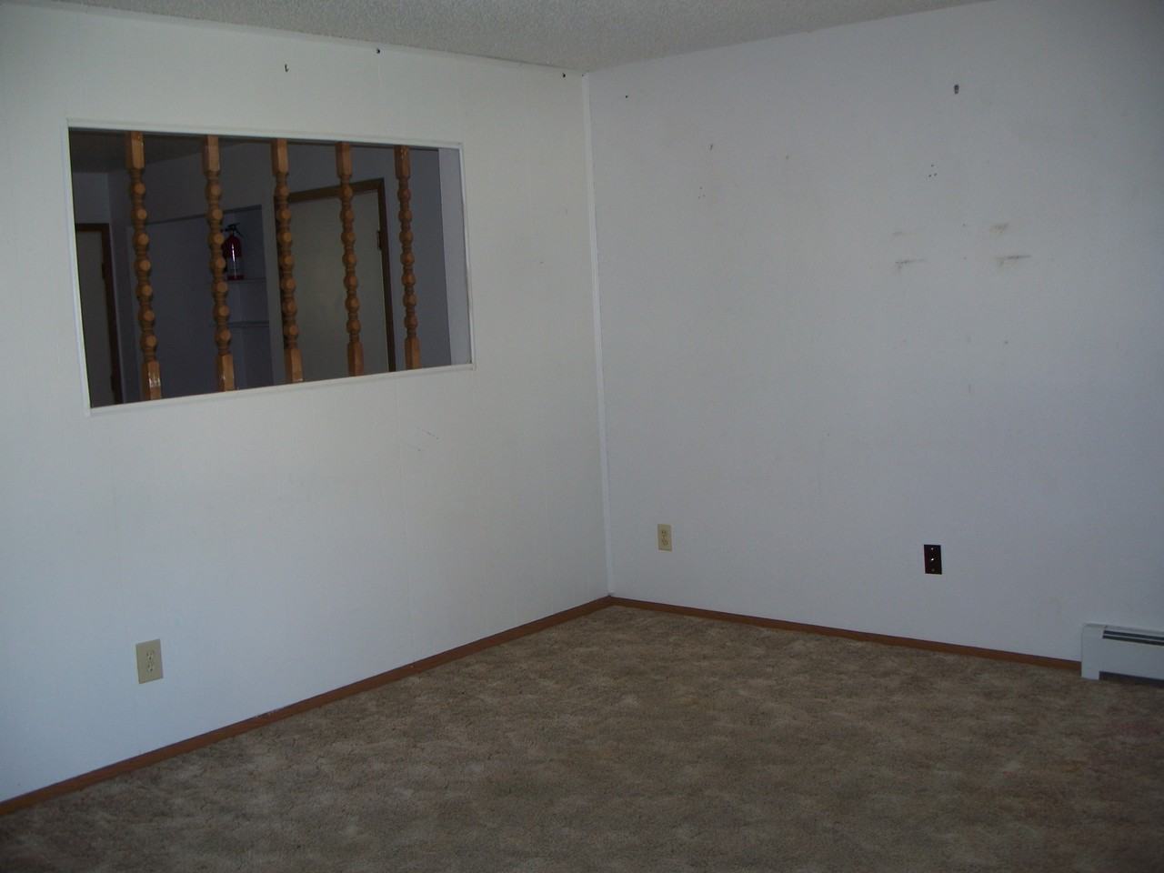 3039 Mohawk Ave - Photo 6 of 11