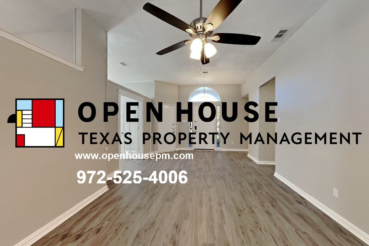 2222 Edinburgh St - Photo 3 of 20