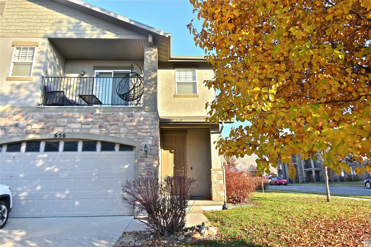 656 Nw - Photo 2 of 23