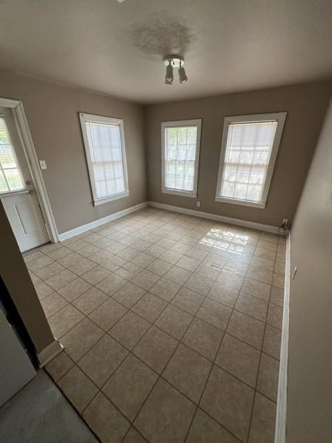 6346 Monroe St - Photo 6 of 22