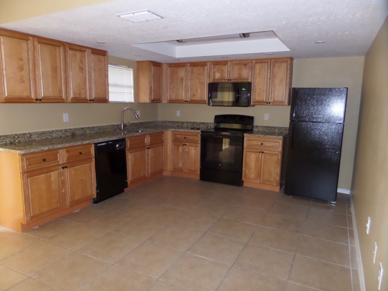 5810 Corkwood Ct - Photo 3 of 14