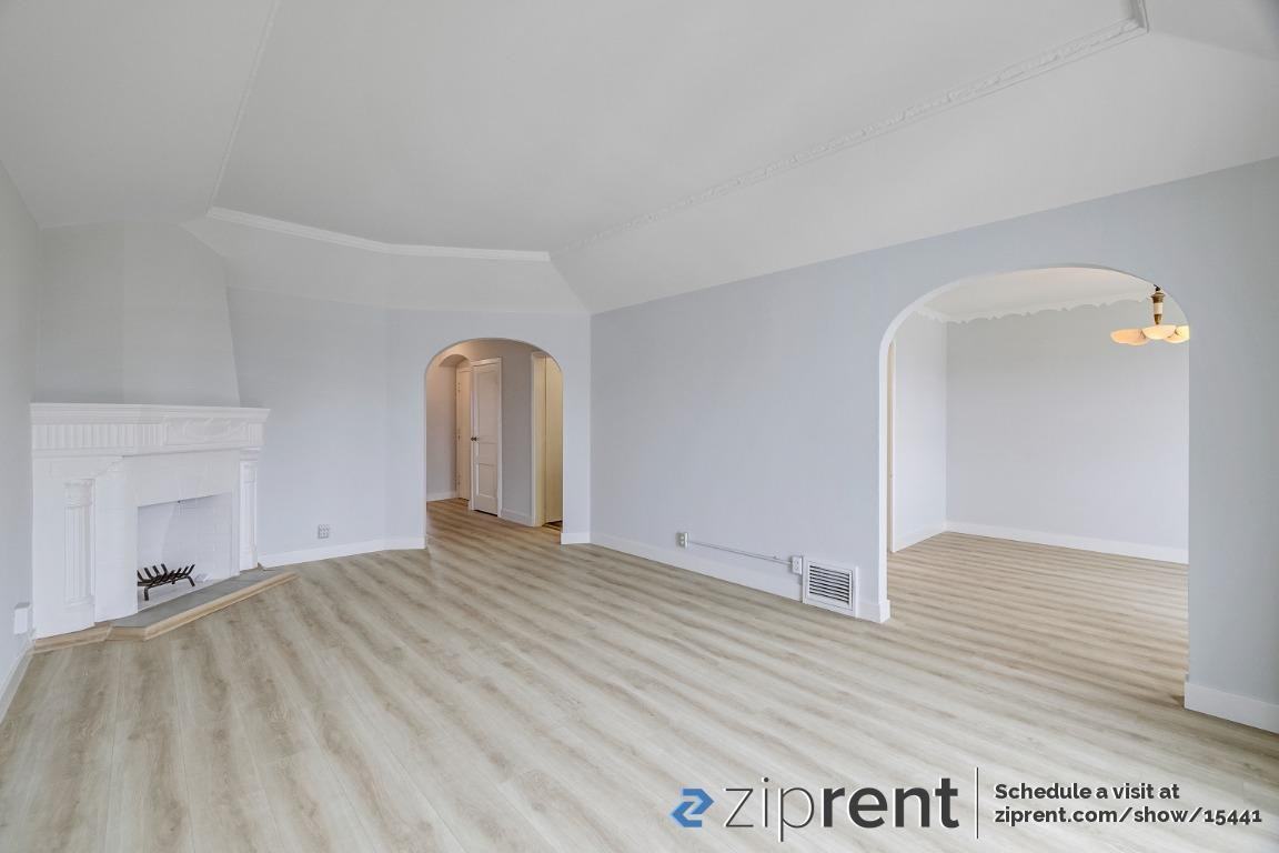 1631 35th Ave - Photo 3 of 20