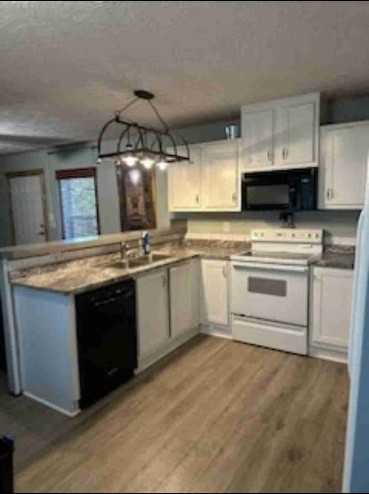 1 Brookfield Dr - Photo 3 of 13
