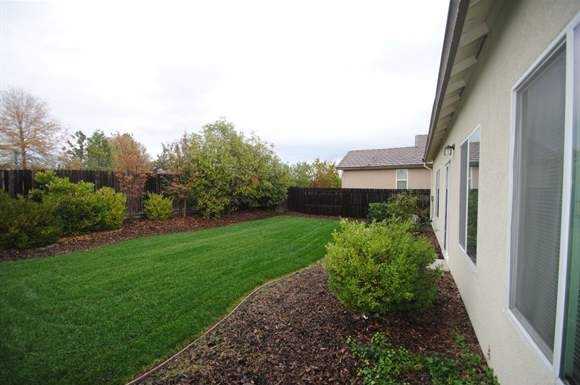 391 Winter Garden Ave - Photo 2 of 14