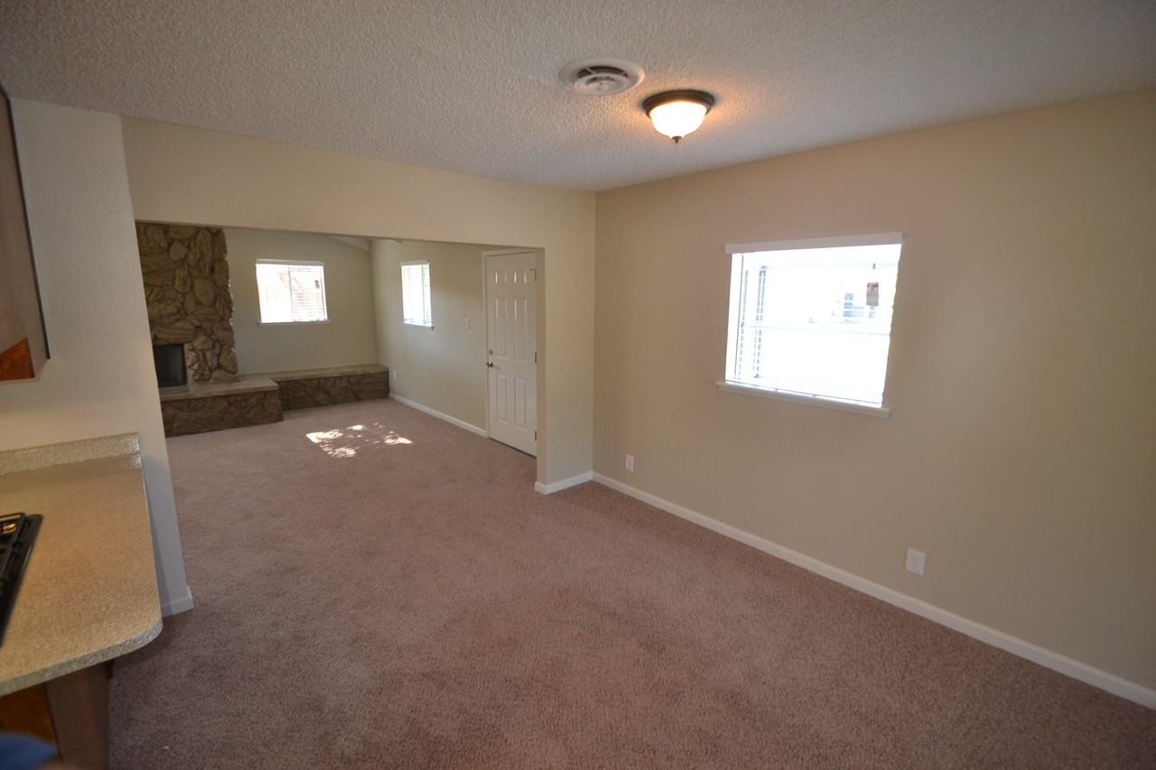 2614 Waterton Way - Photo 3 of 10