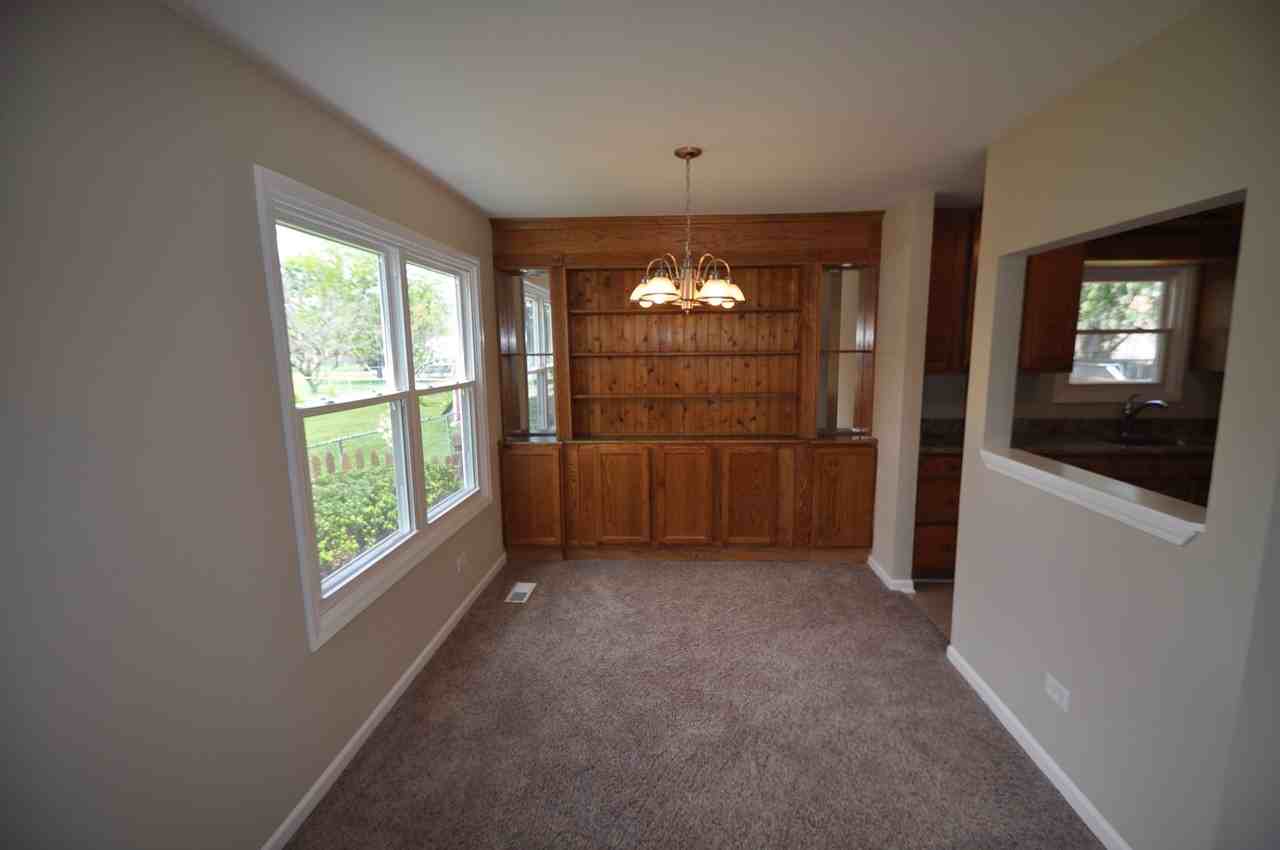 7742 W N Ave - Photo 3 of 11