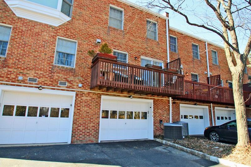 30 Elm St #30H - Photo 3 of 17