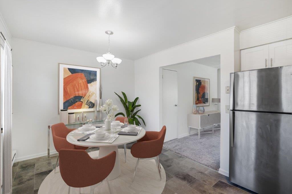 Eatoncrest Apartment Homes - Photo 6 of 27