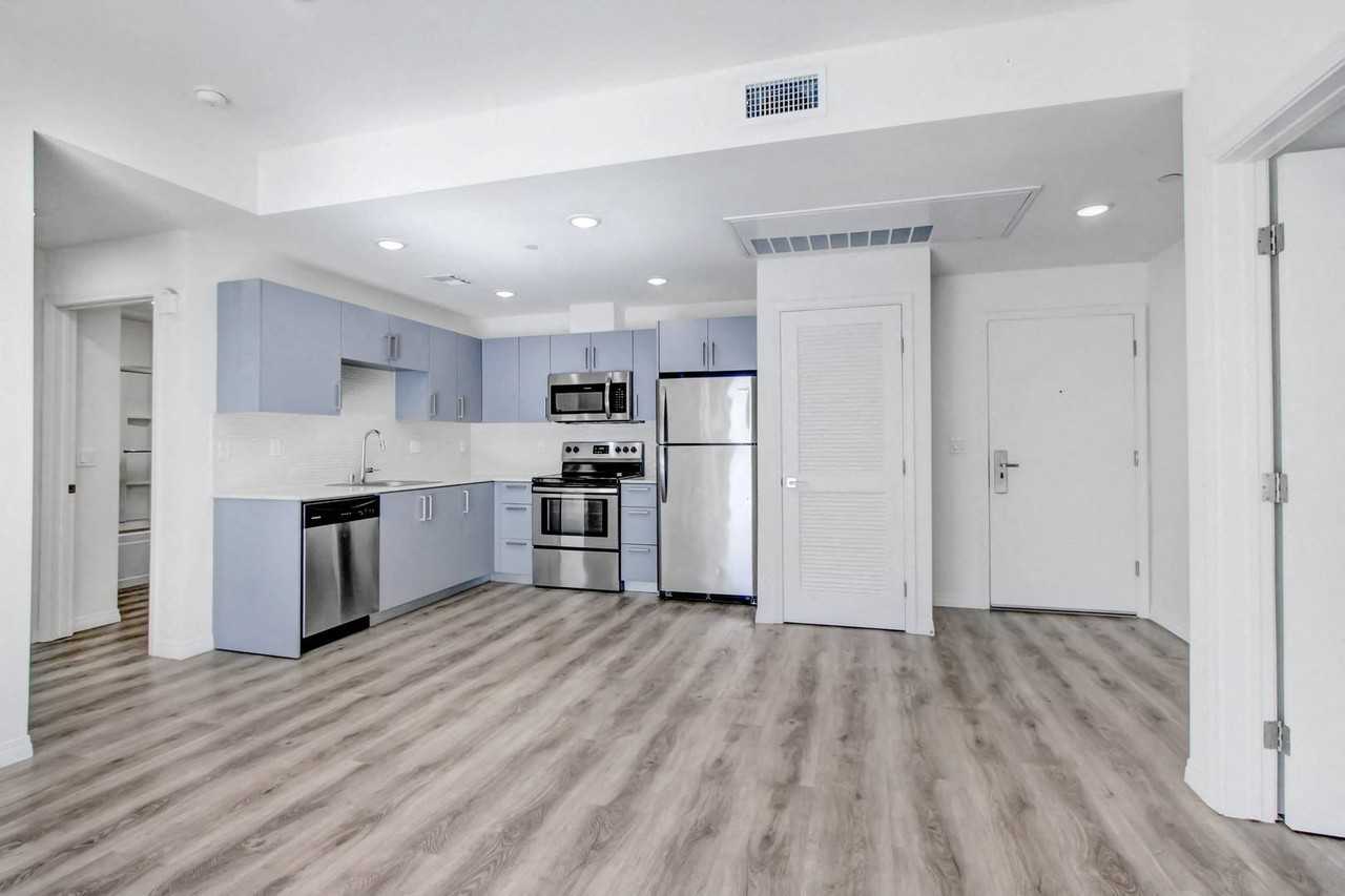 SkyLA Tower - Photo 4 of 51