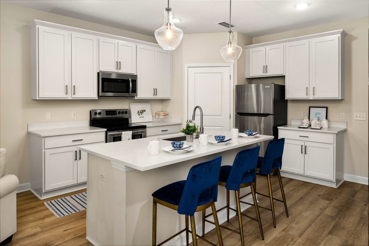 Whisper Creek Village - Photo 2 of 15