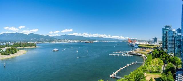 Escala - Photo 3 of 21