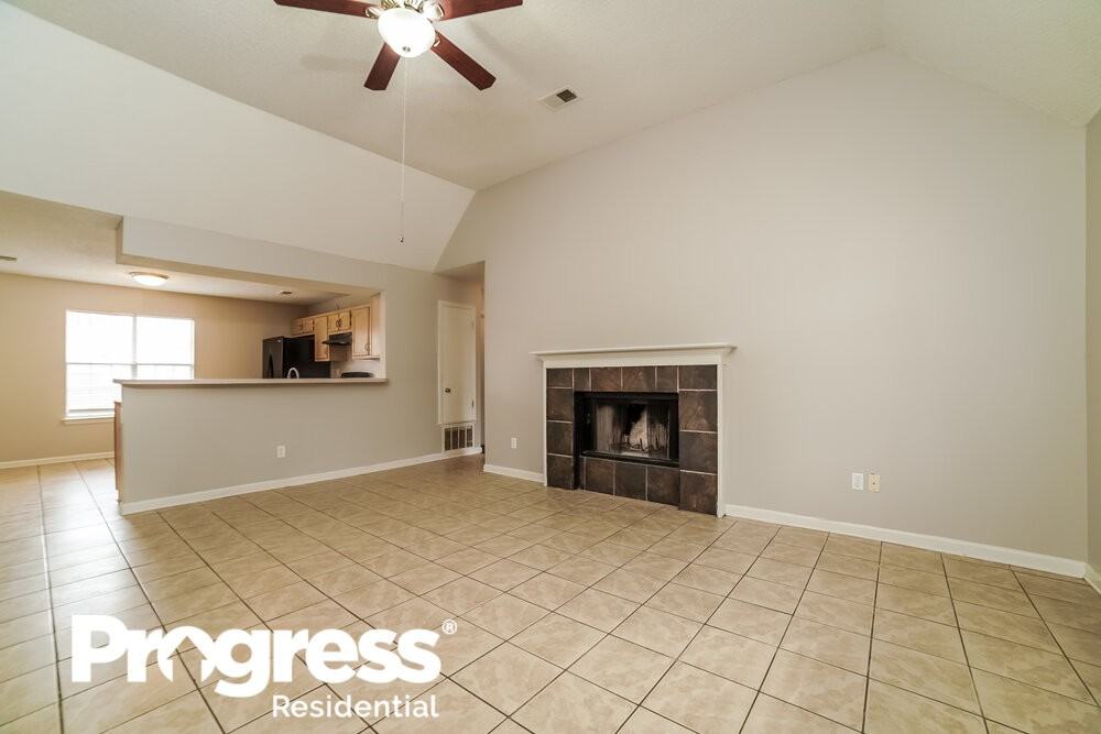 6712 Ross Manor Dr - Photo 3 of 16