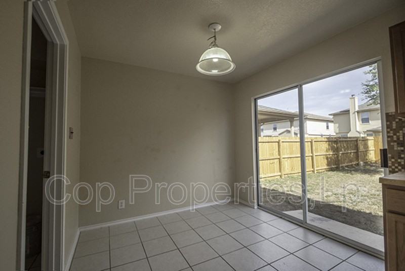 518 Reba - Photo 5 of 29