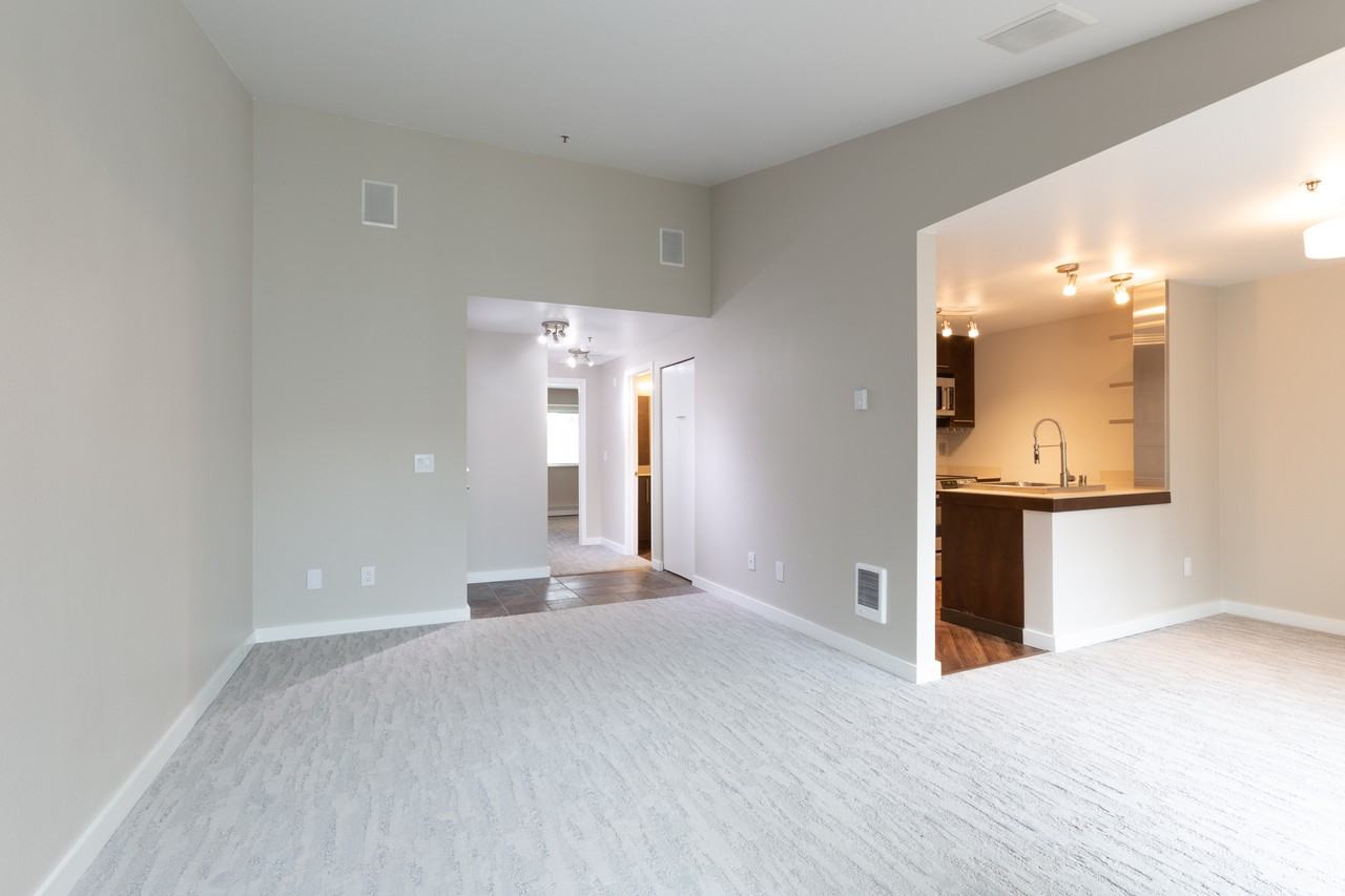 12412 109th Ct Ne #C303 - Photo 2 of 15