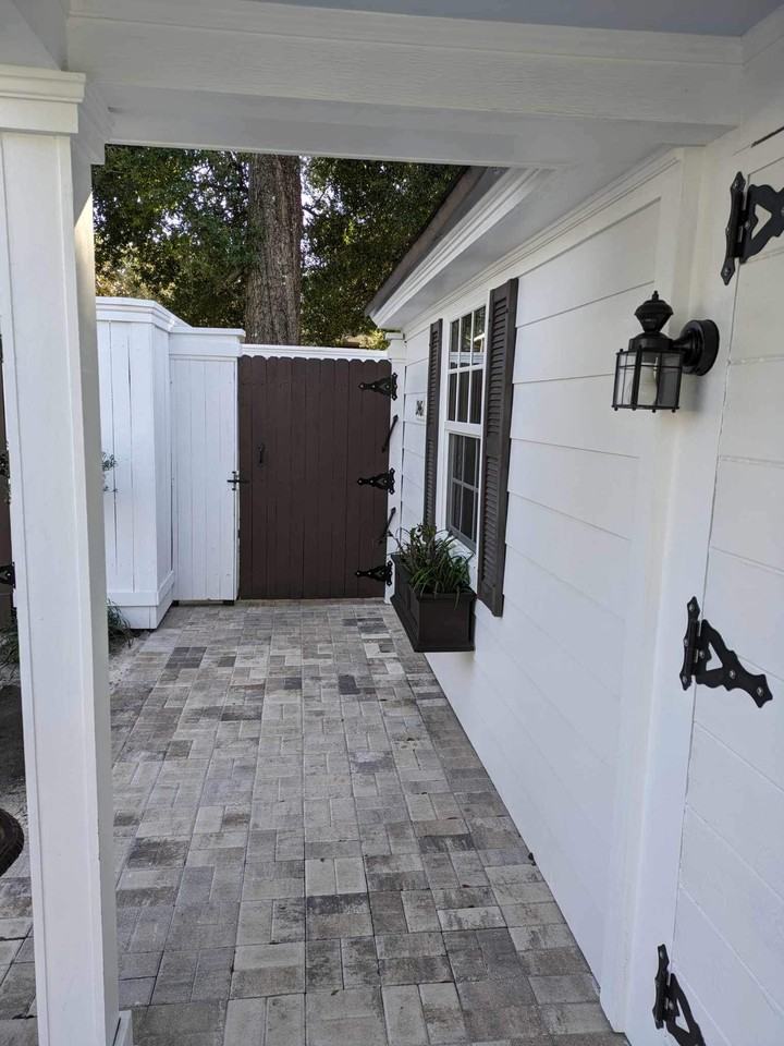 1246 E Ridgewood St #A - Photo 2 of 20