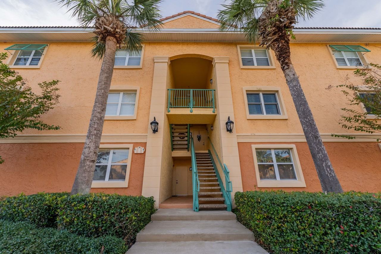 111 25th Avenue South #M14 - Photo 2 of 24