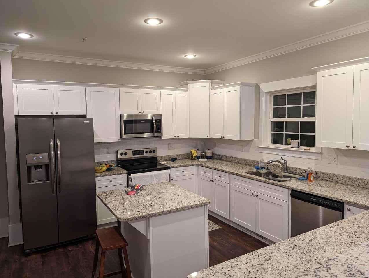 118 Oak Street - Photo 2 of 10