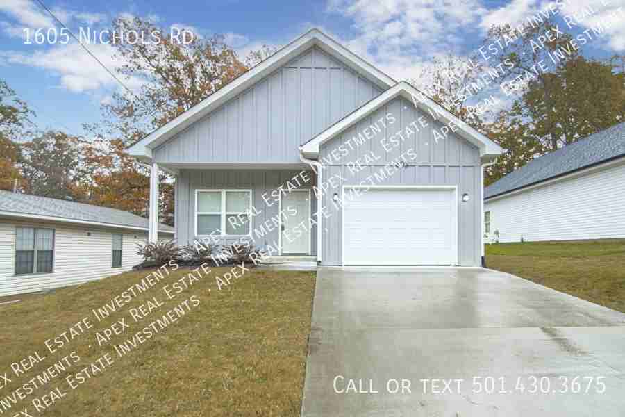 1605 Nichols Rd - Photo 2 of 36