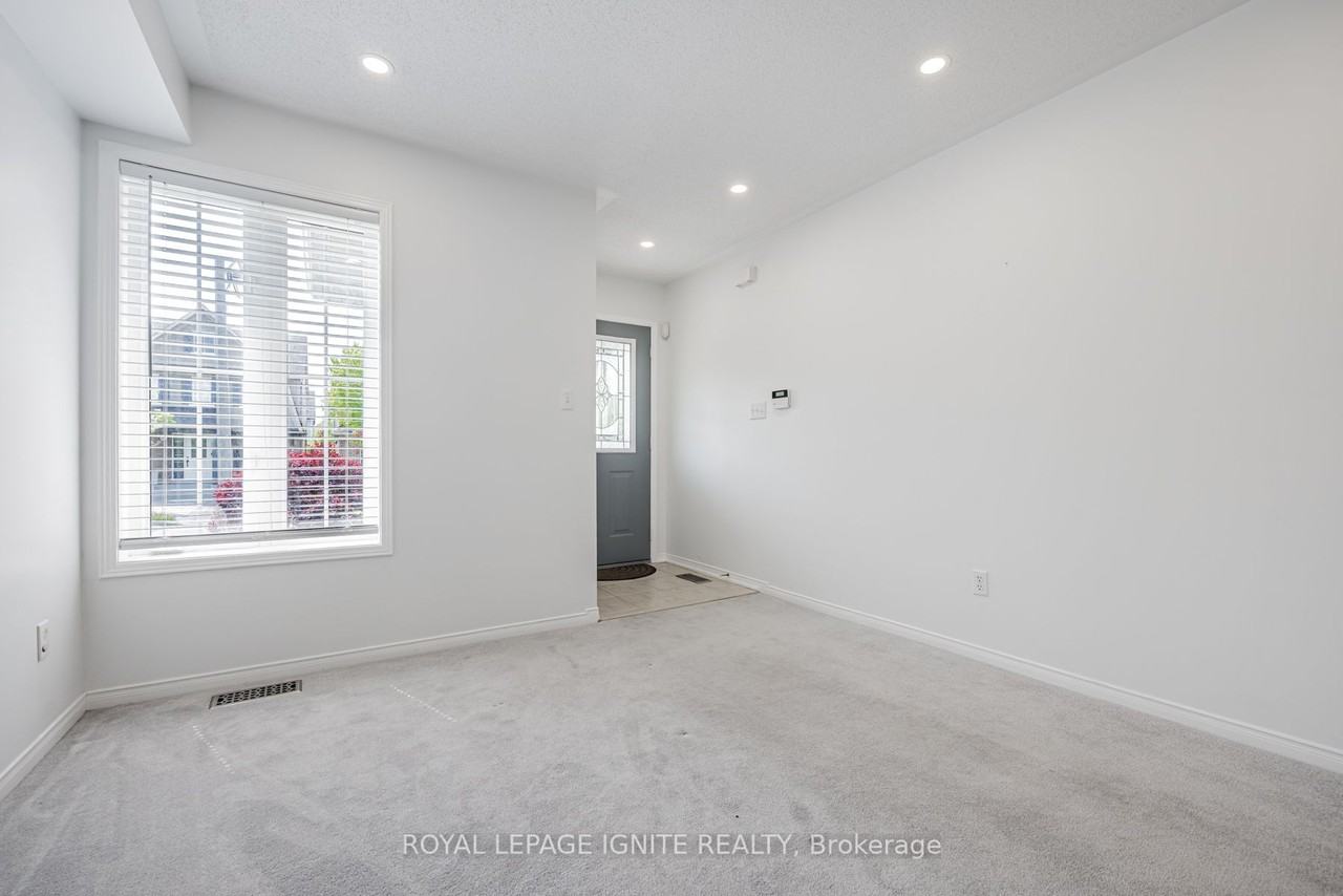 76 Tansley Crescent - Photo 3 of 18