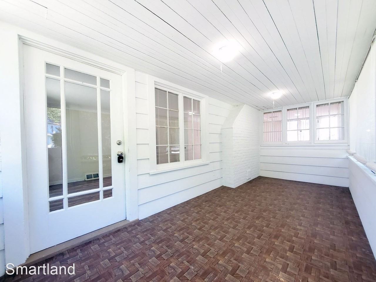 37806 Green Dr - Photo 2 of 21