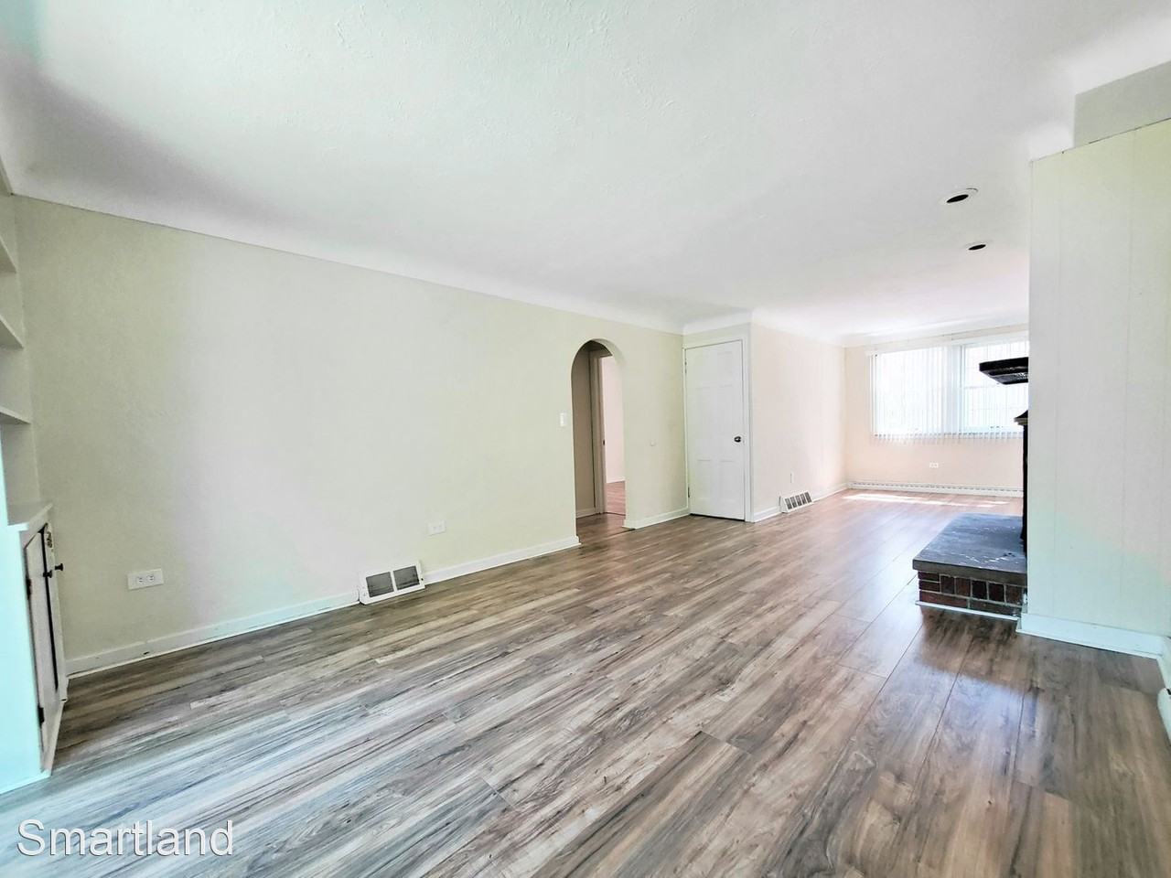 37806 Green Dr - Photo 3 of 21