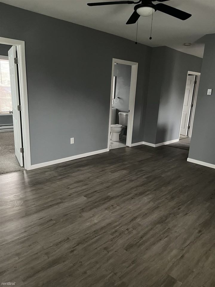 2622 W Medford Ave - Photo 3 of 10