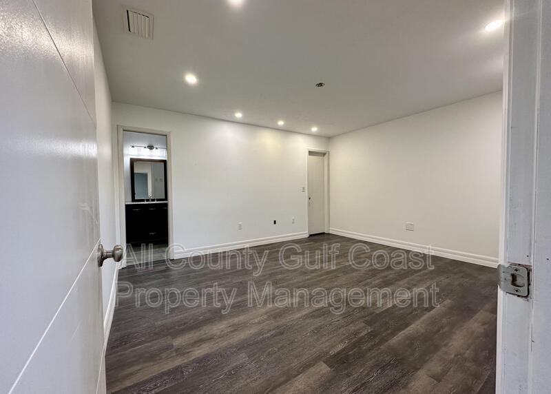 8034 56th Ct E - Photo 6 of 18