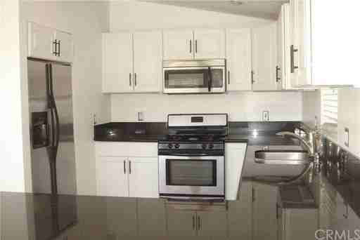 10370 Stageline St - Photo 2 of 3