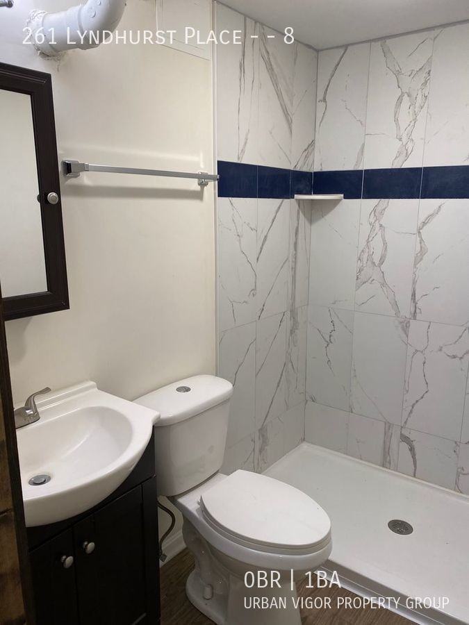 261 Lyndhurst Pl #8 - Photo 2 of 18