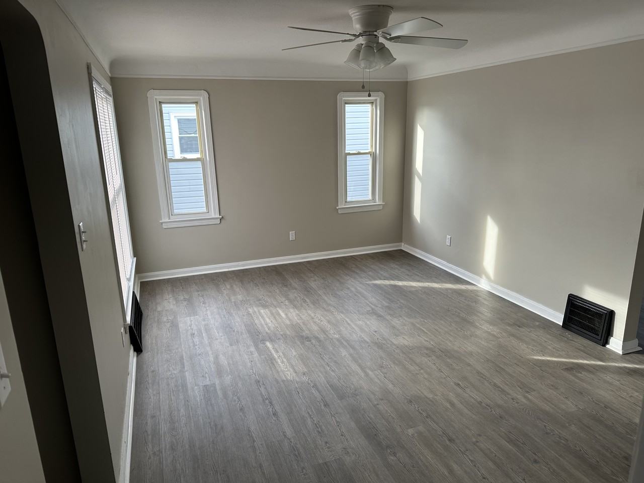 6810 Archmere Ave #NA - Photo 2 of 16