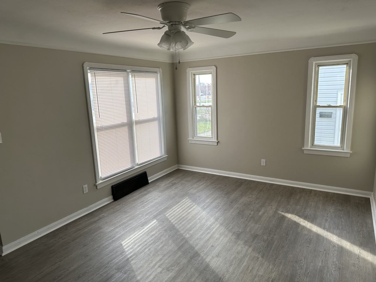 6810 Archmere Ave #NA - Photo 3 of 16