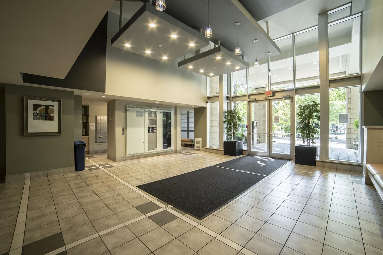 3663 Crowley Drive #21F - Photo 4 of 15