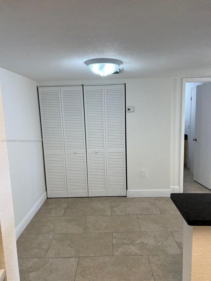7110 Northwest 179th Street - Photo 3 of 11
