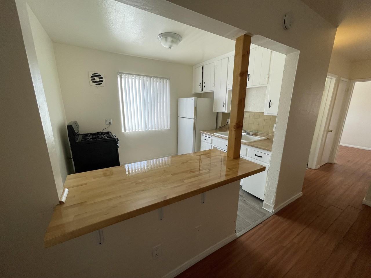 4082 48th St #4082 - Photo 4 of 31