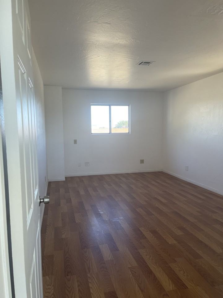 21008 Bear Valley Rd #3 - Photo 4 of 18