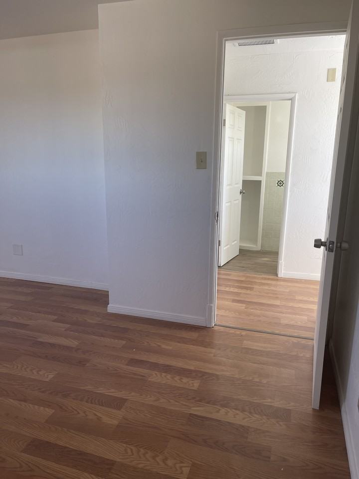 21008 Bear Valley Rd #3 - Photo 6 of 18