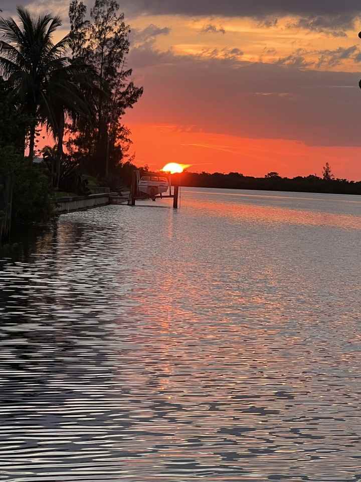 4209 Nw 26th St - Photo 3 of 3