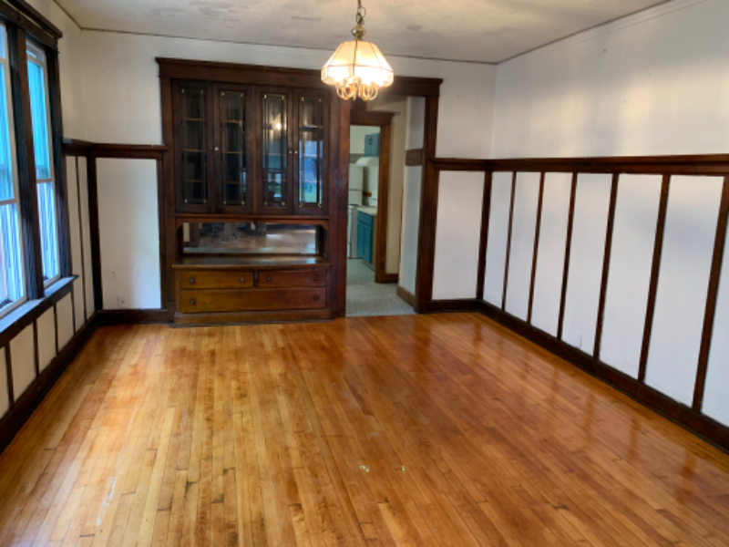 1431 S 10th St - Photo 2 of 8