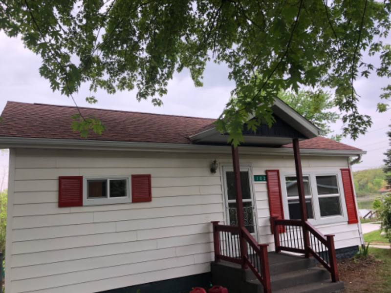 133 Lakeside Dr - Photo 2 of 12